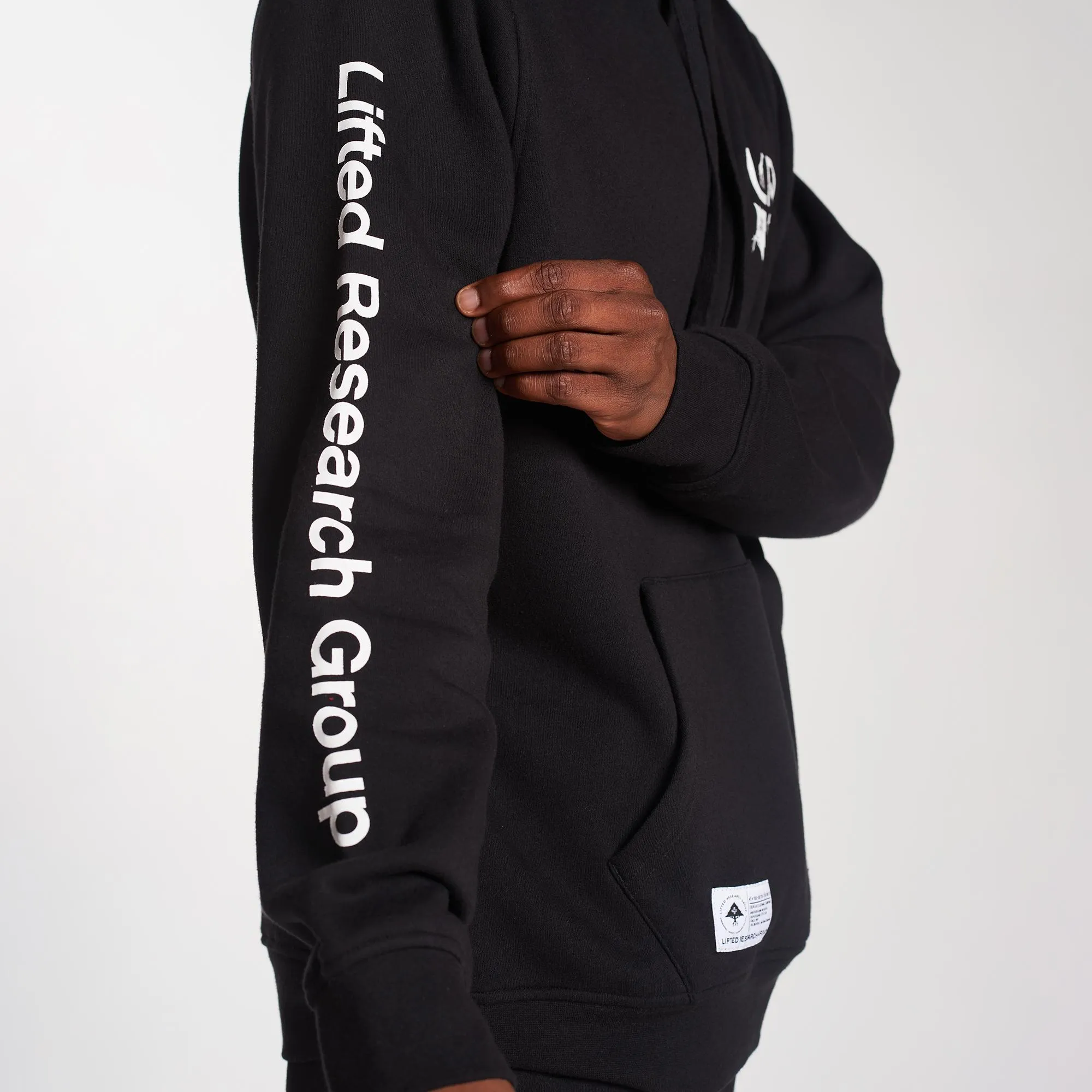 LIFTED SCRIPT PULLOVER HOODIE - BLACK