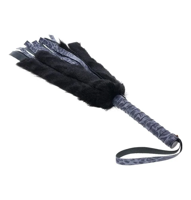 Sportsheets Sex & Mischief Cougar Faux Fur Flogger